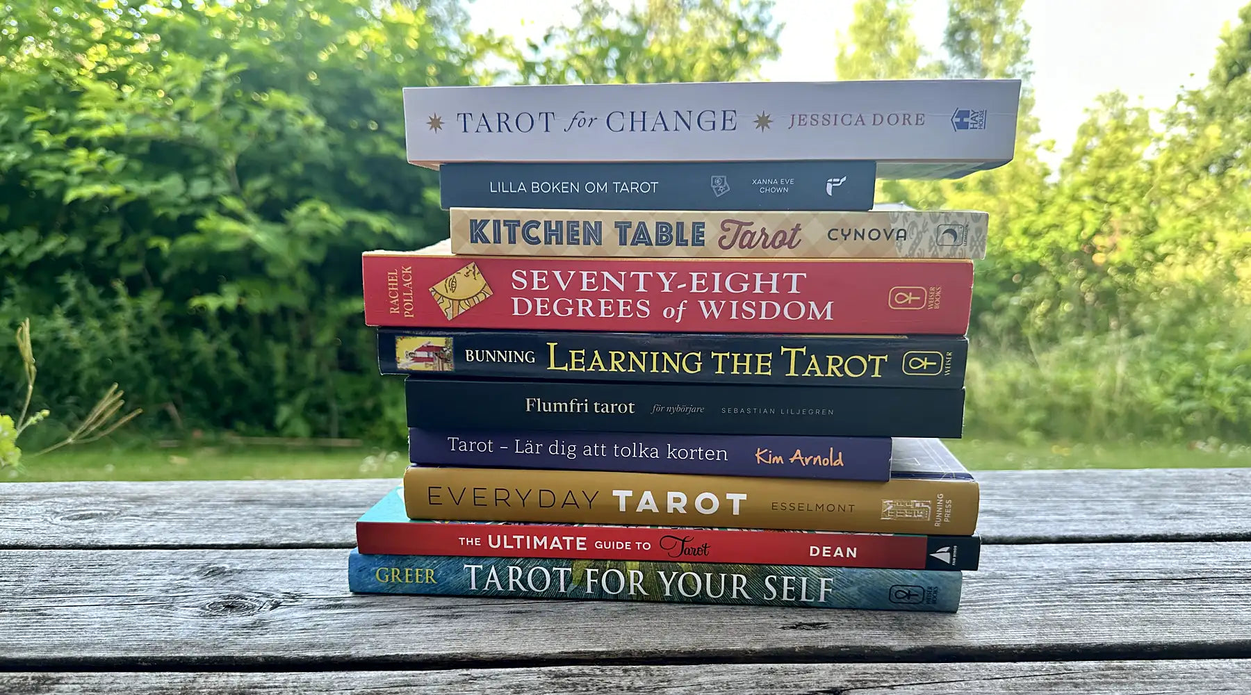 De 10 bästa tarotböckerna för nybörjare enligt mig