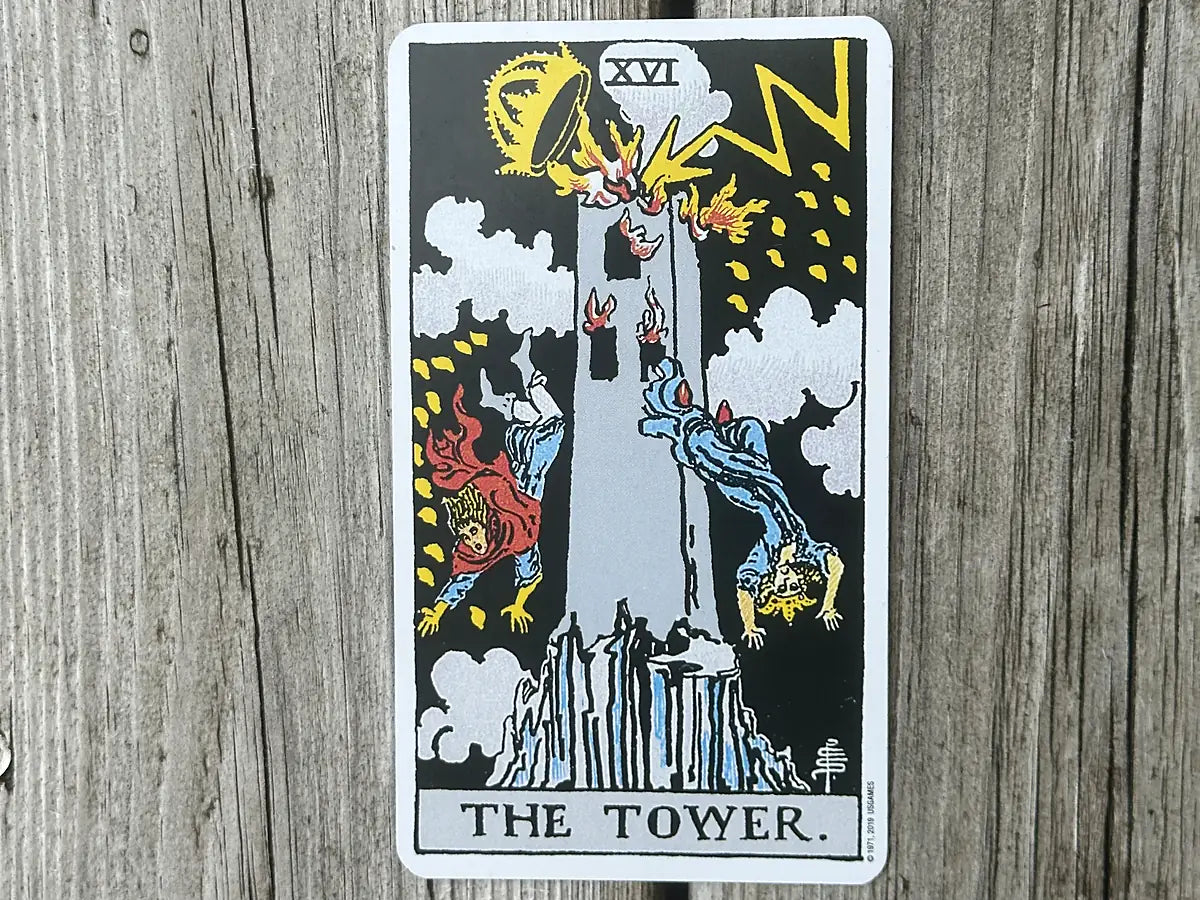 Tarot är inte spådom – vad korten egentligen är