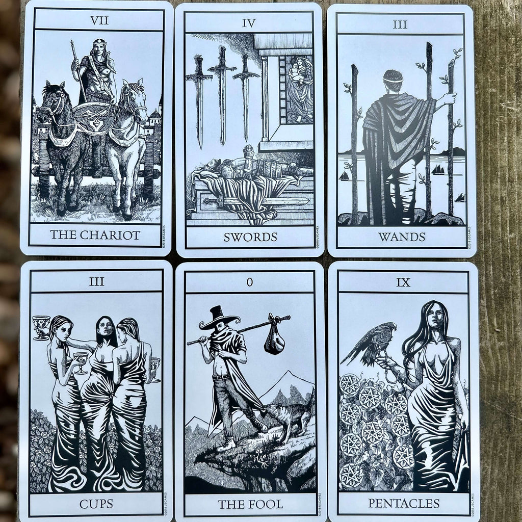 Bianco Nero Tarot