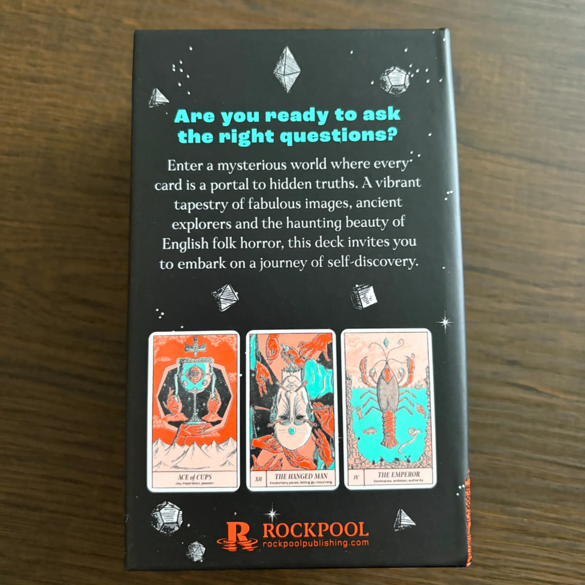Crossed Destinies Tarot: A Marseille Deck of Self-Discovery