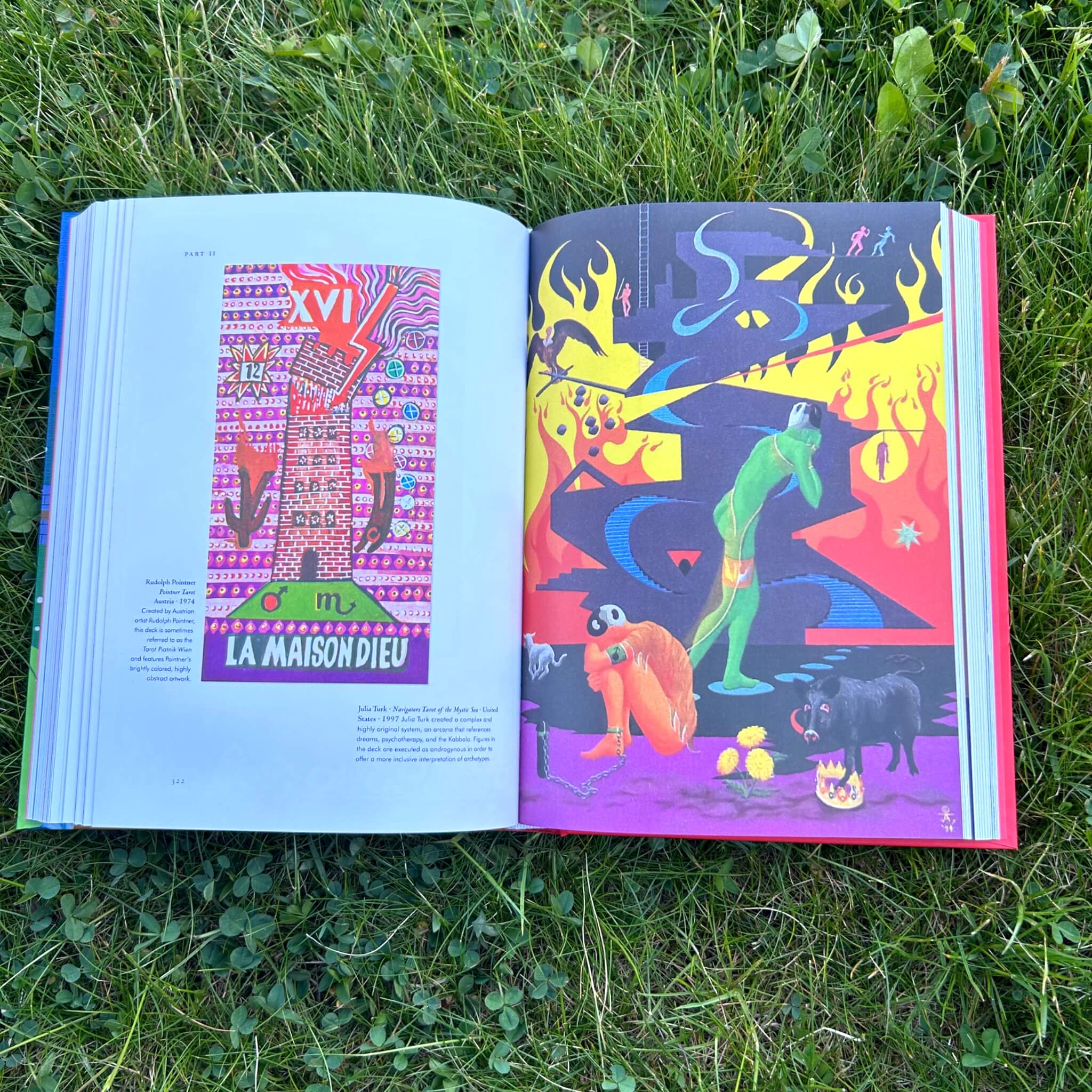 Tarot (The Library of Esoterica)
