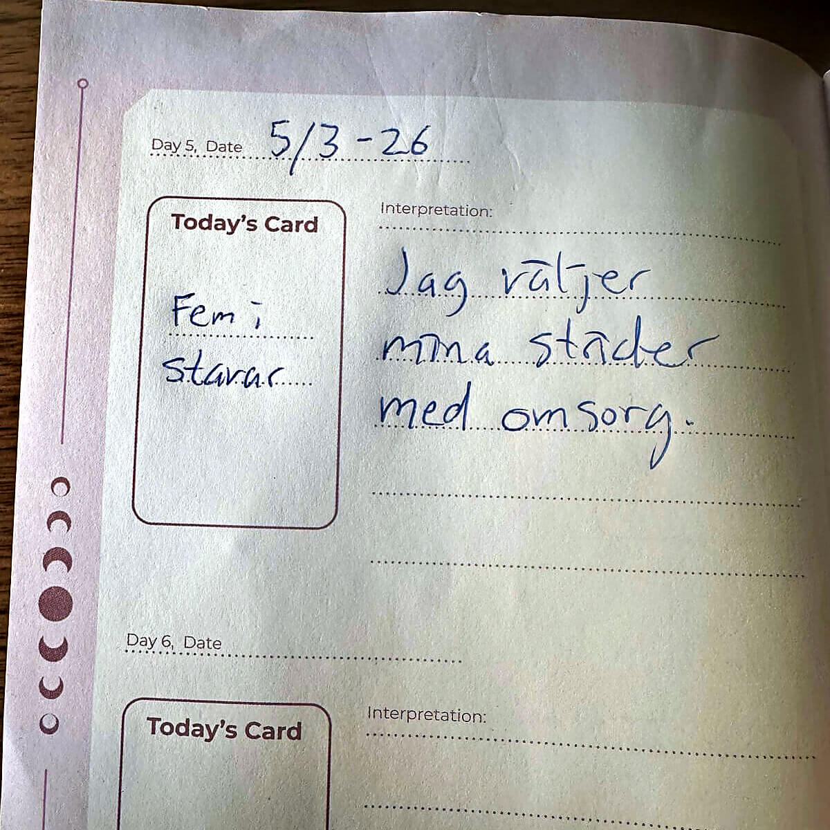 The Essential Tarot Journal