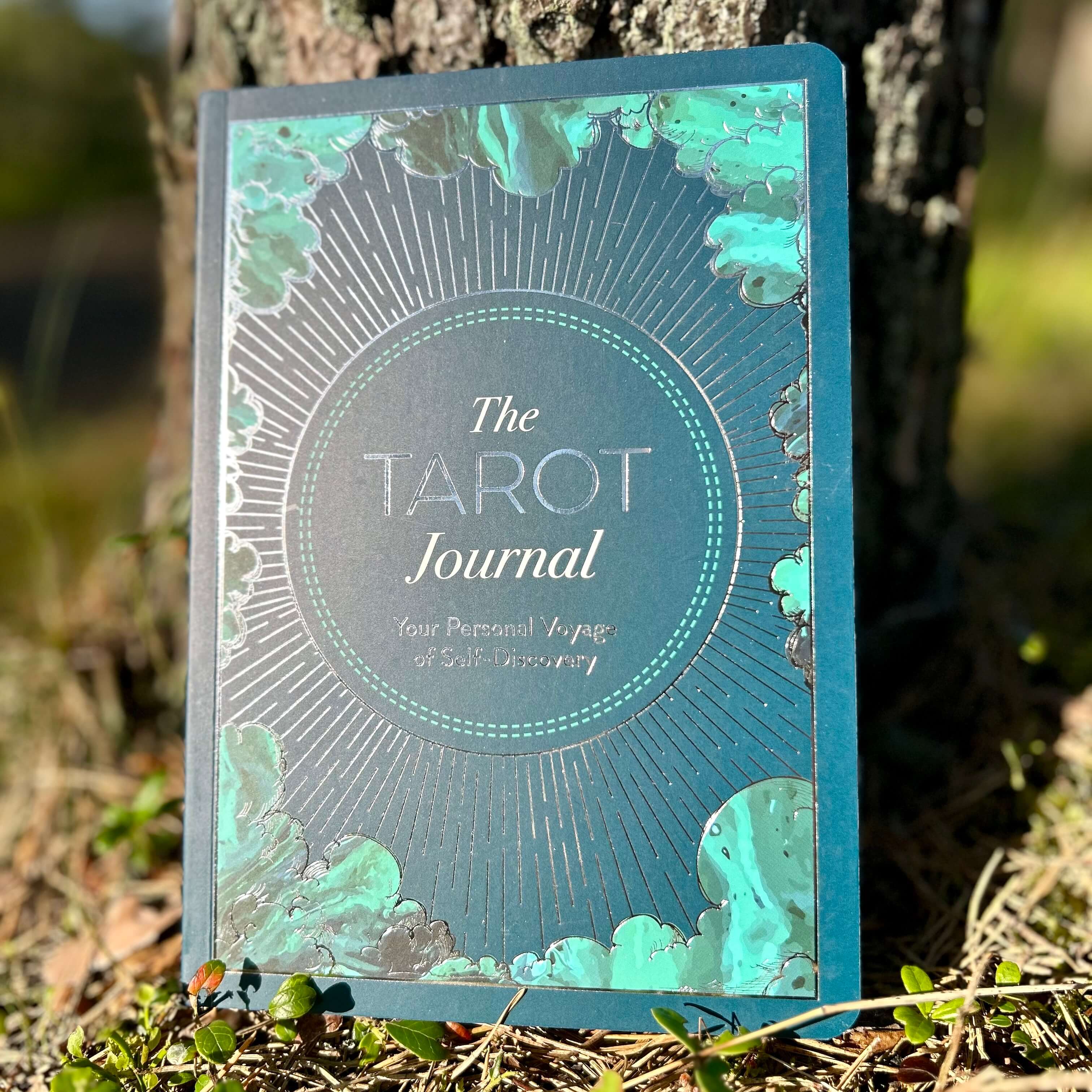 The Tarot Journal: Your Personal Voyage of Self-Discovery