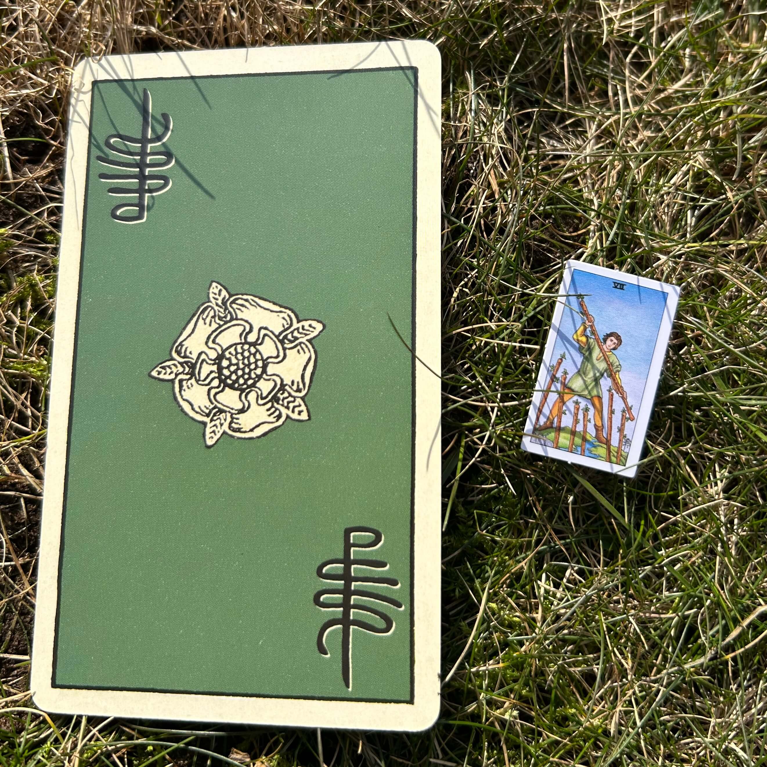 Tiny Universal Waite Tarot nyckelring