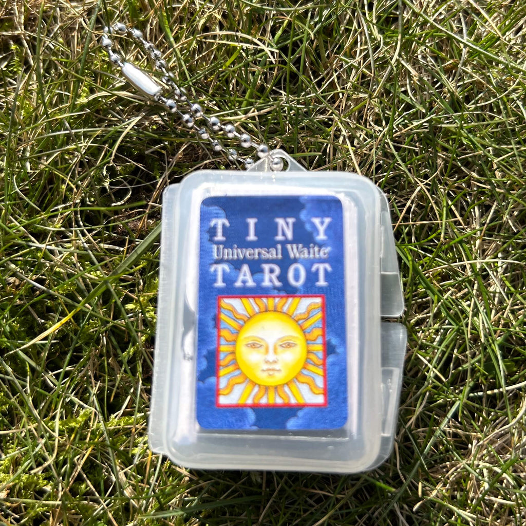 Tiny Universal Waite Tarot nyckelring