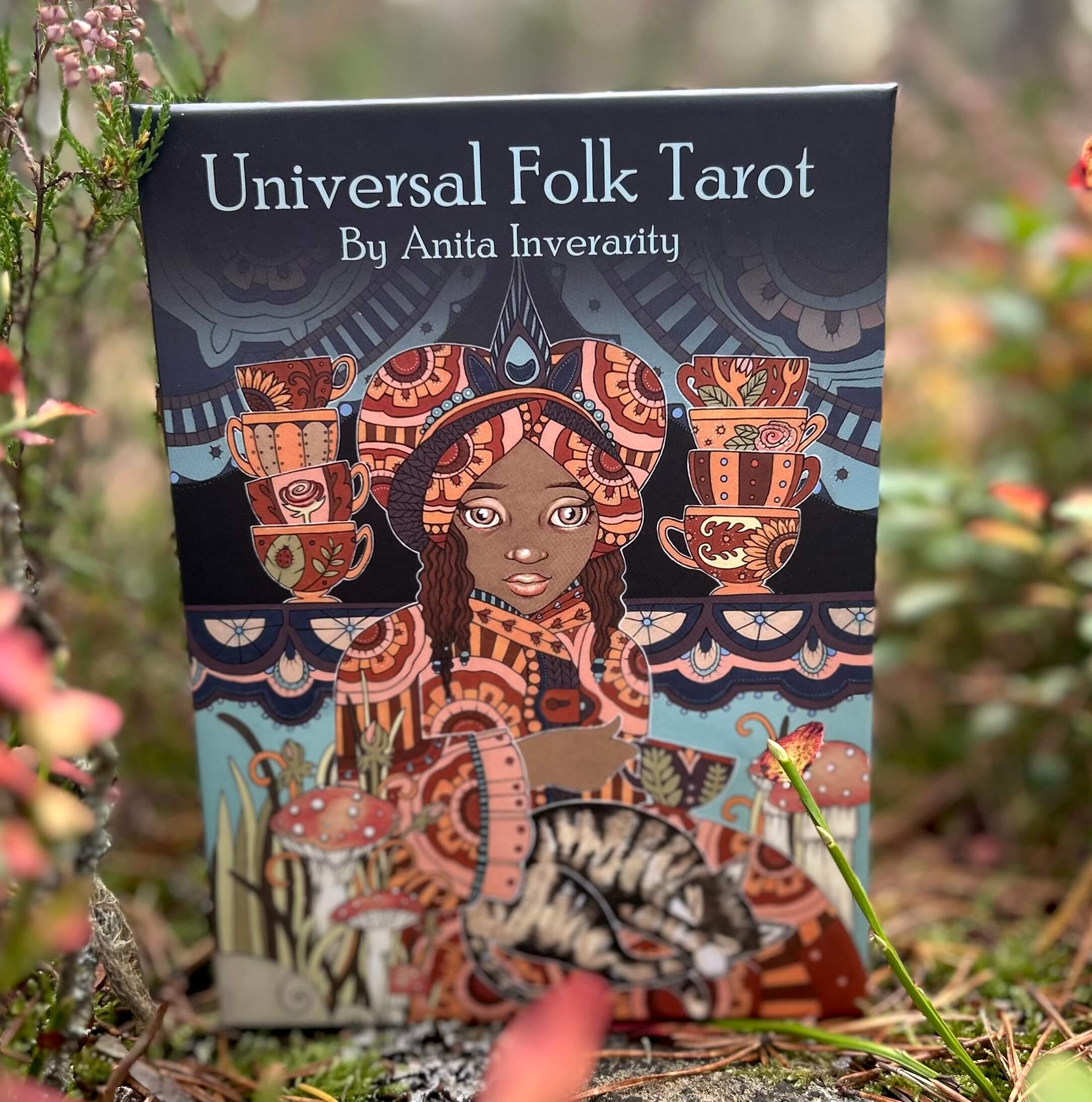 Universal Folk Tarot